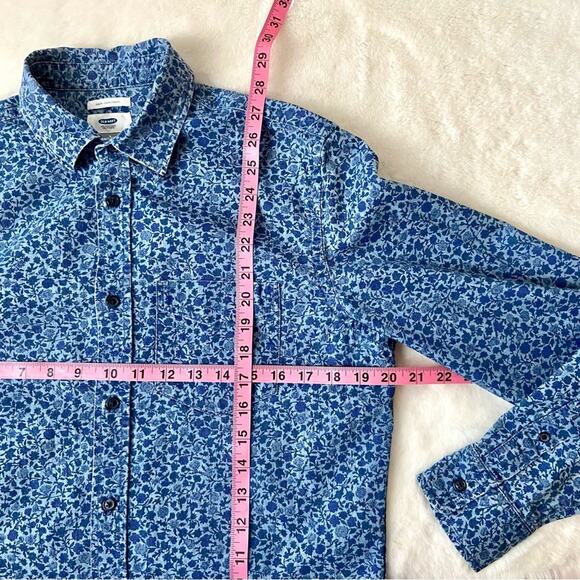 Old Navy Slim-Fit Floral Chambray Button-Down Shirt Size Small - Picture 3 of 5